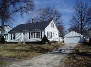 212 N Green St, Sandwich, IL 60548