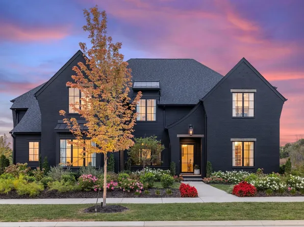 8069 Heirloom Blvd, College Grove, TN 37046