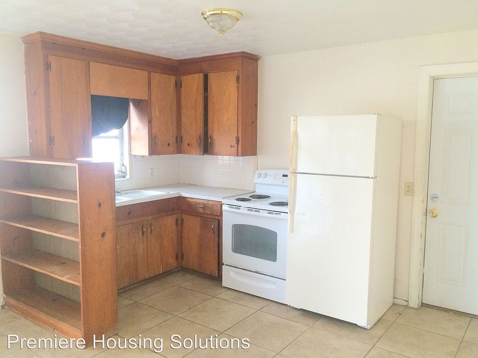 2nd image of 5749 11th St