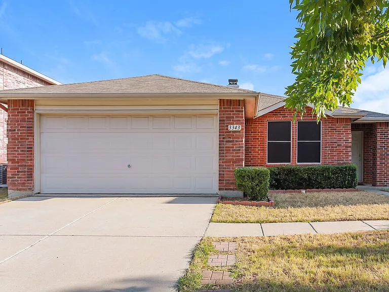 3343 Lipizzan Dr — Photo 1