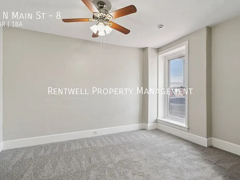6 N Main St #8 — Photo 8