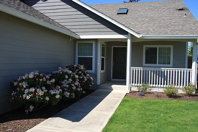 4 bed, 1478 sqft, $2,750 — Photo 3