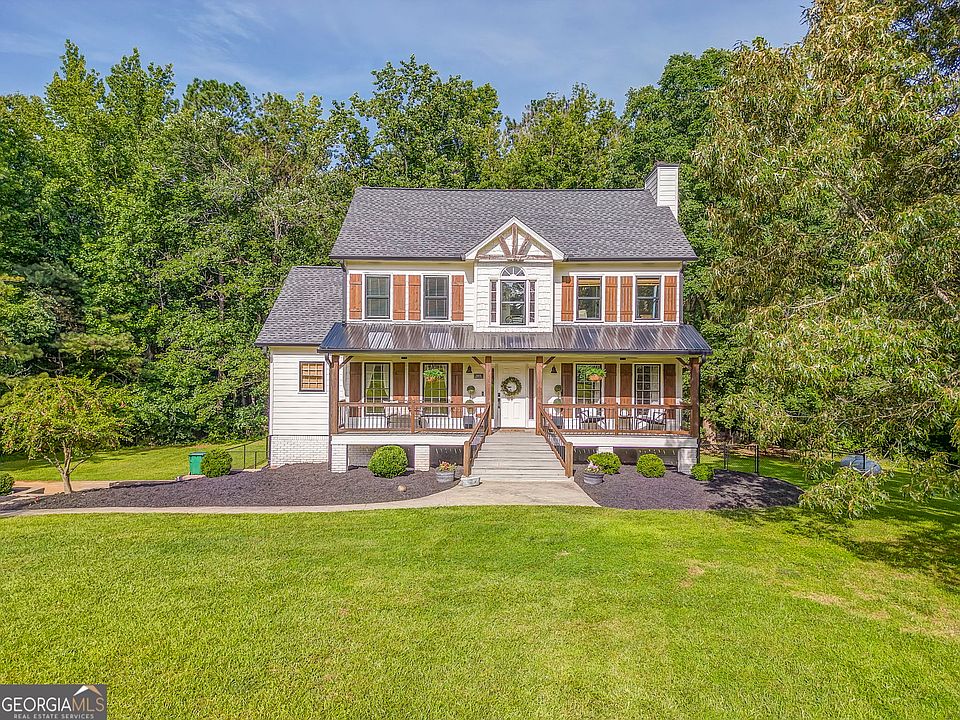 1st image of 323 Schoolhouse Rd
