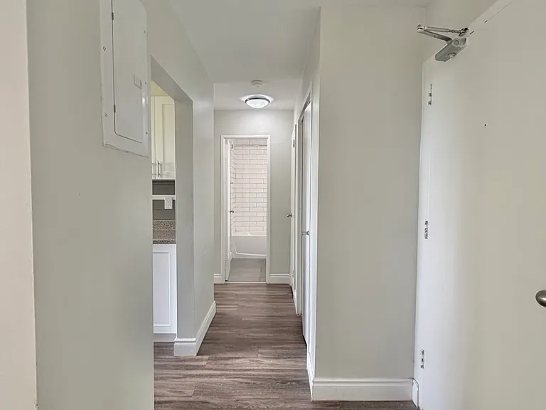 750 Kipps Ln — Photo 11