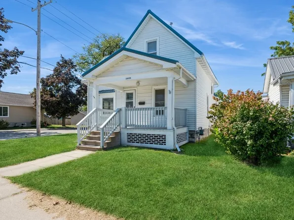 1448 N St SW, Cedar Rapids, IA 52404