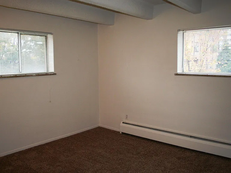 1085 N Pearl St #304 — Photo 7