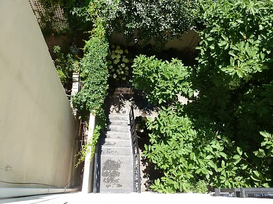 Rented by Sotheby's International Realty | media 7
