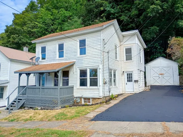 638 E Monroe St, Little Falls, NY 13365