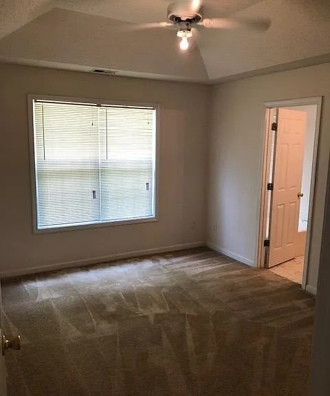 180 Waters Edge Dr — Photo 5