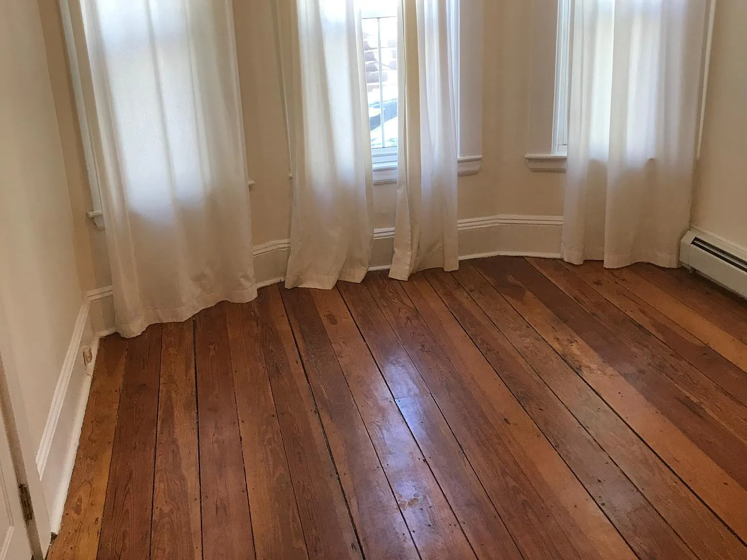 48 Plymouth St — Photo 2