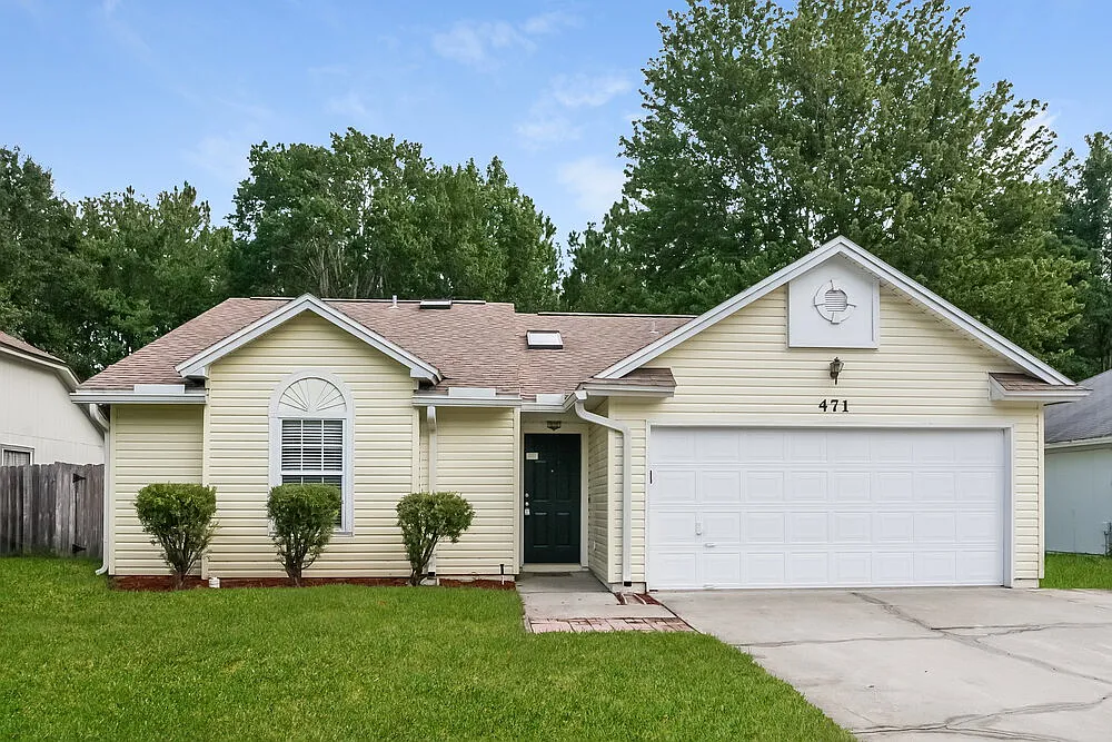 3 bed, 2.0 bath, 1428 sqft, $1,885 — Photo 1