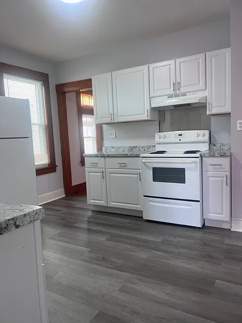 2 bed, 1068 sqft, $2,000 — Photo 2