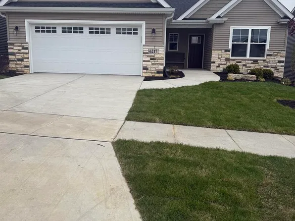 6217 College Ave, Davenport, IA 52807