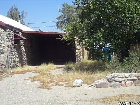 3rd image of 330 River Glen Dr
