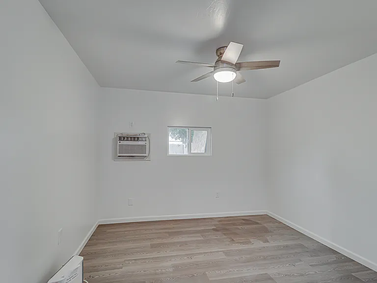 113 Bliss St #1/2 — Photo 10