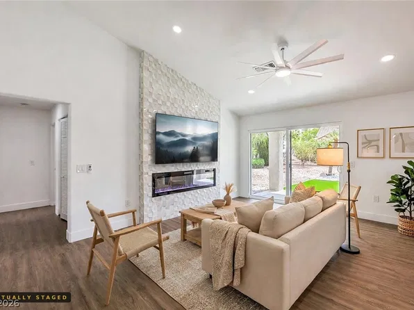 9529 Ruby Hills Dr, Las Vegas, NV 89134