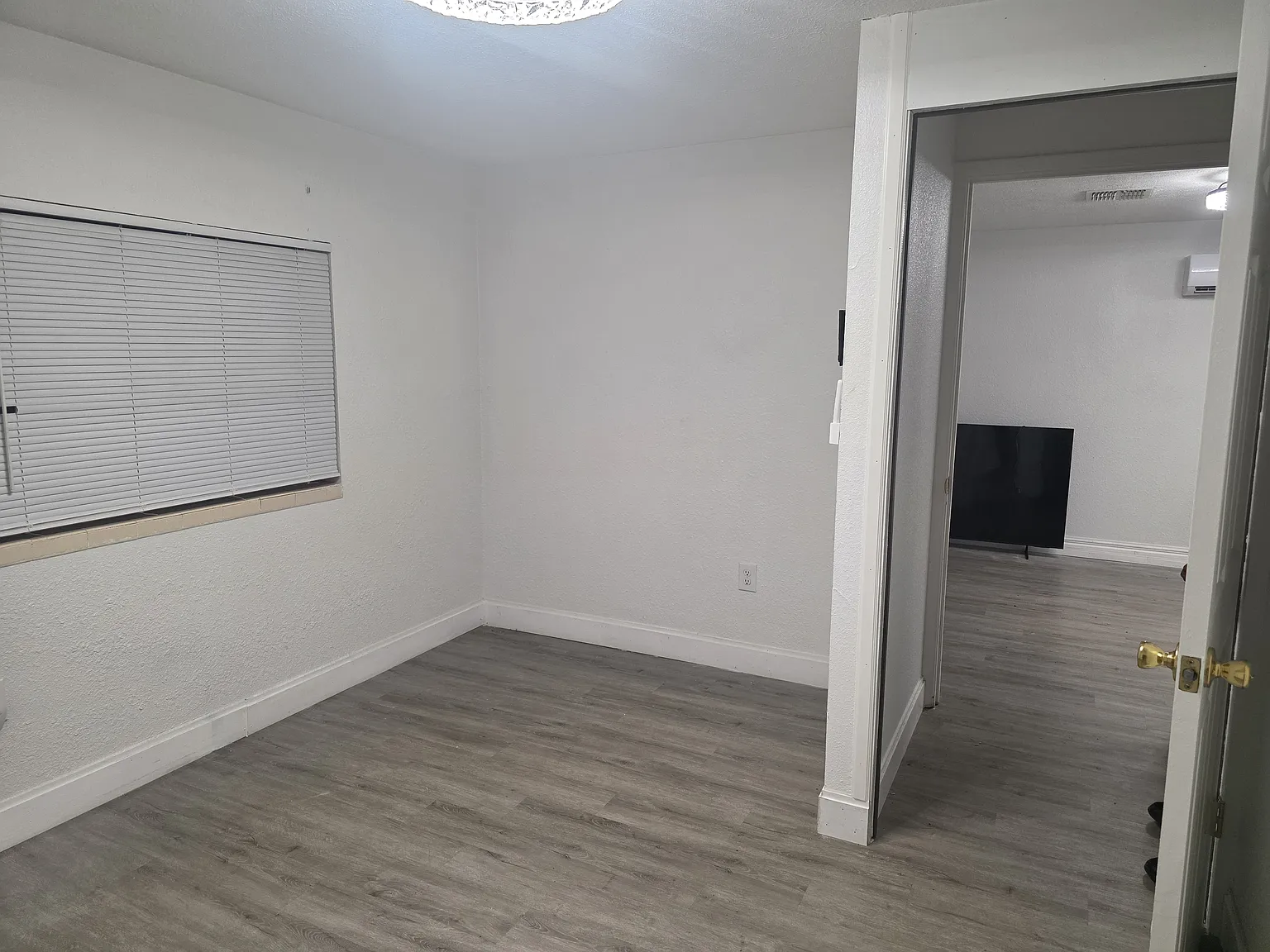 1 bed, 530 sqft, $1,700 — Photo 4