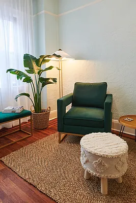 Rented by Modern Spaces | media 12