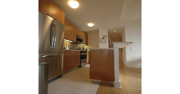 Rented by BLU Real Estate | media 29