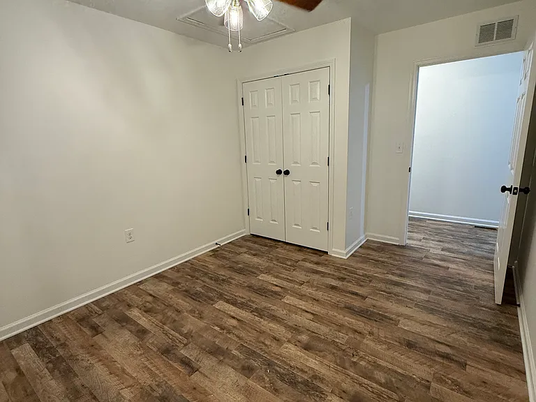 379 Sharpe St — Photo 18