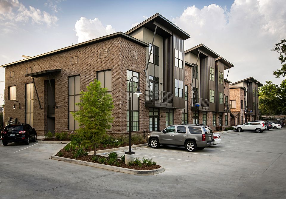 Exterior 2_11142017