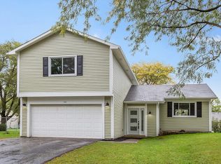 141 Huntingwood Rd, Matteson, IL 60443