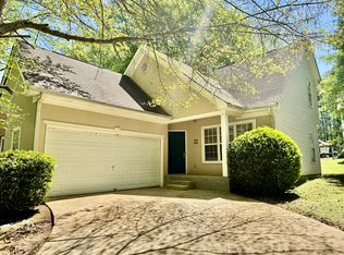 624 N Fairfield Dr, Peachtree City, GA 30269