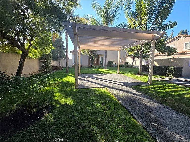 8026 Telegraph Rd — Photo 25