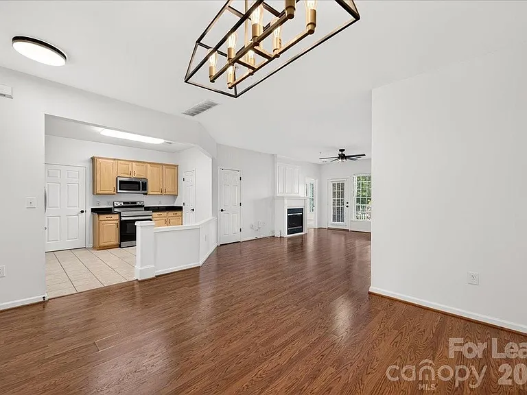 14437 San Paolo Ln — Photo 7