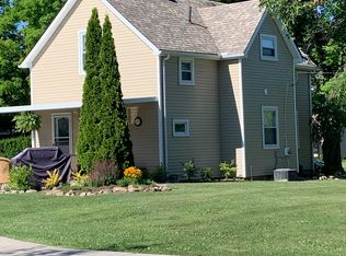 506 N Main St, Yale, MI 48097