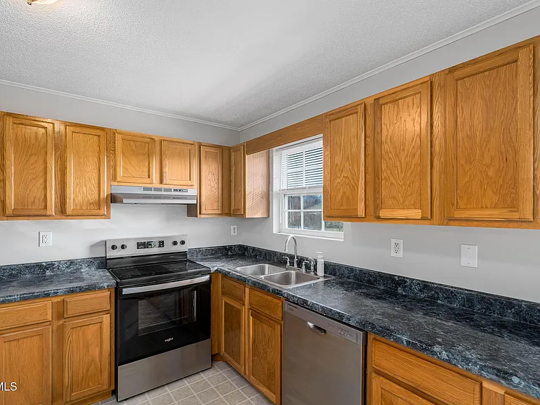 133 Paynetown Rd — Photo 13