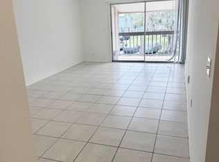 6346 Newtown Cir APT B5, Tampa, FL 33615