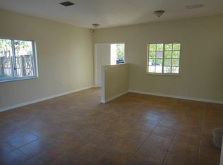 16875 Crestview Ln, Weston, FL 33326