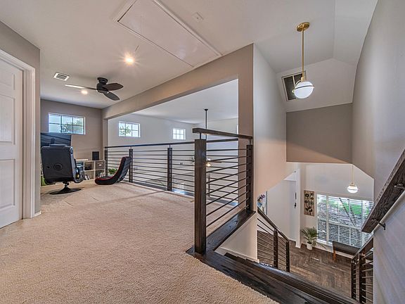 4th image of 1001 Timbercreek Dr