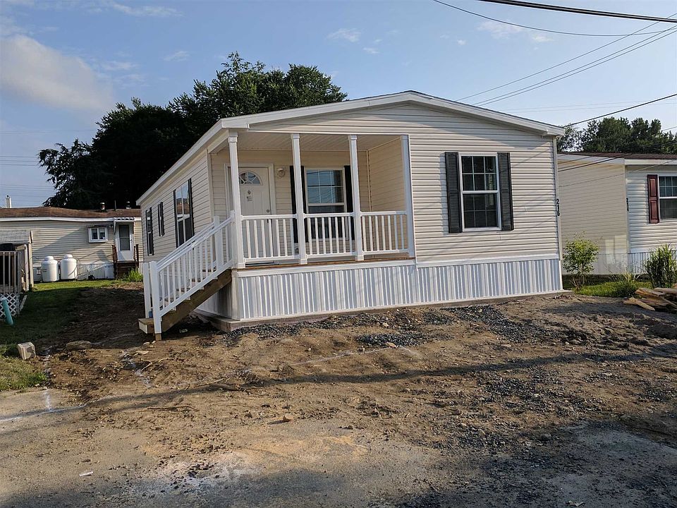 1st image of 27 Nevis Dr