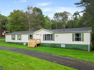 586 Bray School Rd, Oakland, MD 21550
