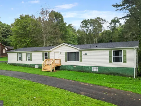 586 Bray School Rd, Oakland, MD 21550