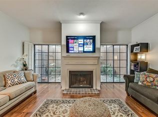 3709 Brown St, Dallas, TX 75219
