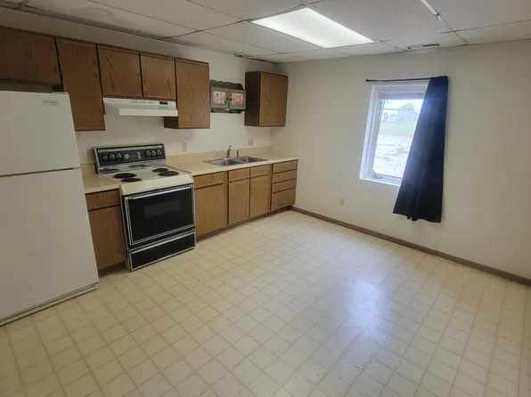 112 E Cherry St, Vermillion, SD