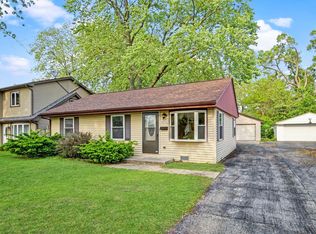 9221 S 54th Ct, Oak Lawn, IL 60453