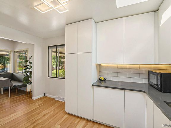 5th image of 1265 W 7th Avenue Drive