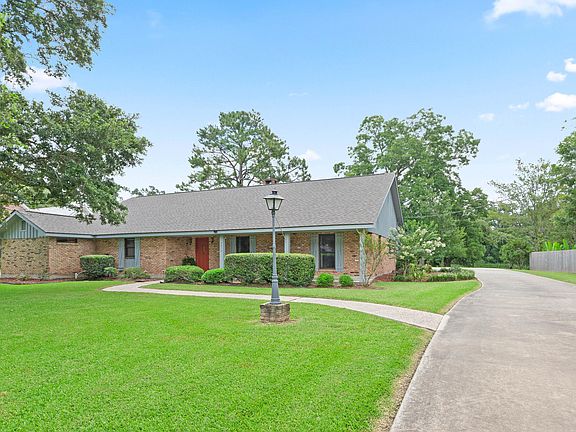 2nd image of 2210 Catherine Dr