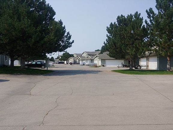 5th image of 3955 Olympic Blvd APT 12