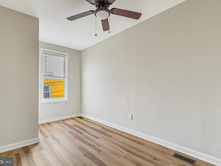 705 N Milton Ave — Photo 15