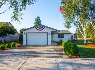 861 SE Darrow Rd, Estacada, OR 97023