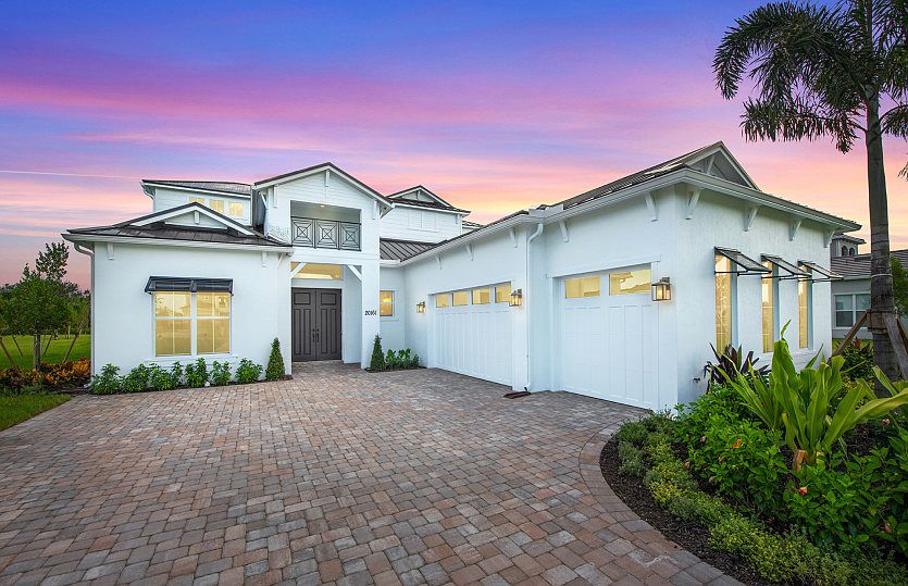 Aventura Exterior CO3 with Metal Roof