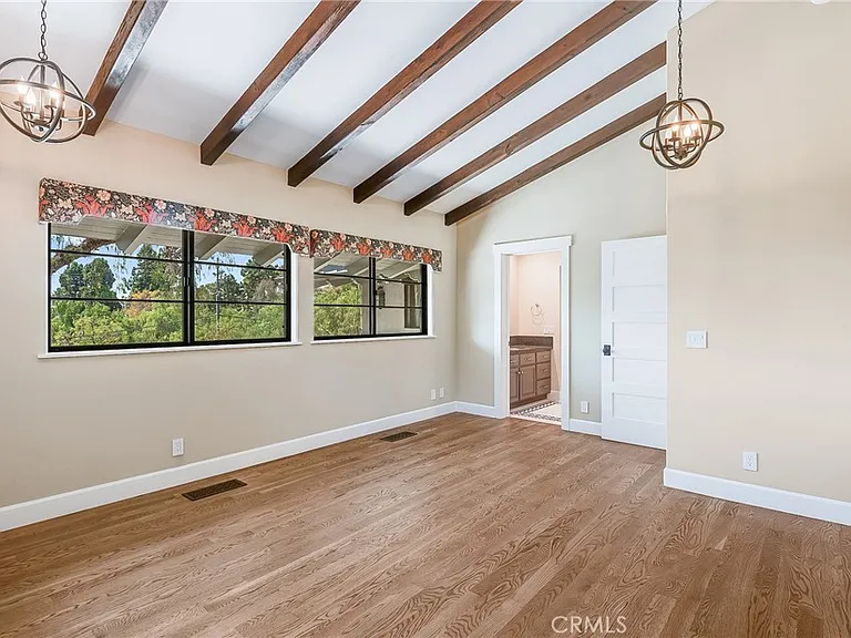 57 Narcissa Dr — Photo 31