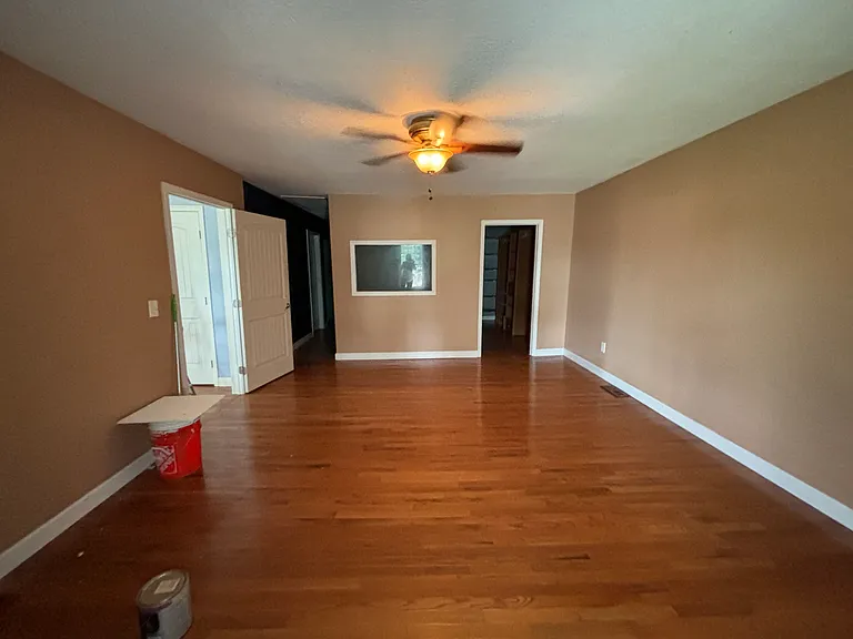 131 E Norwood Ave — Photo 11
