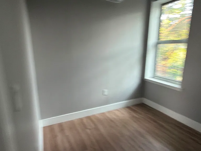 1151 Grant Ave #3E — Photo 10