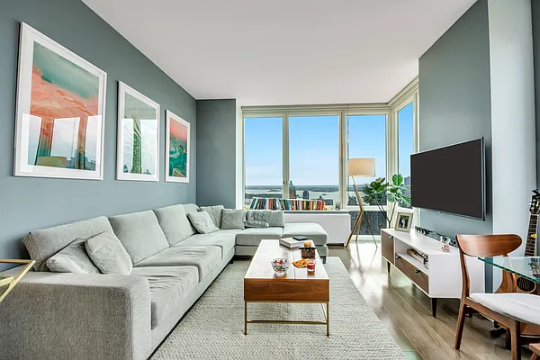 Rented by Compass | media 15